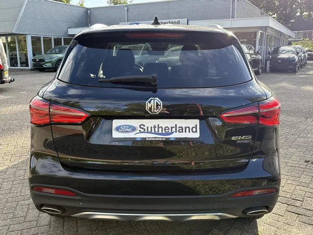 MG EHS 1.5 TGDI Luxury 2023 Hybride Benzine 6