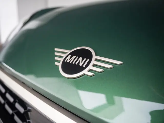 MINI 5-Deurs Cooper C 2026 Benzine 40