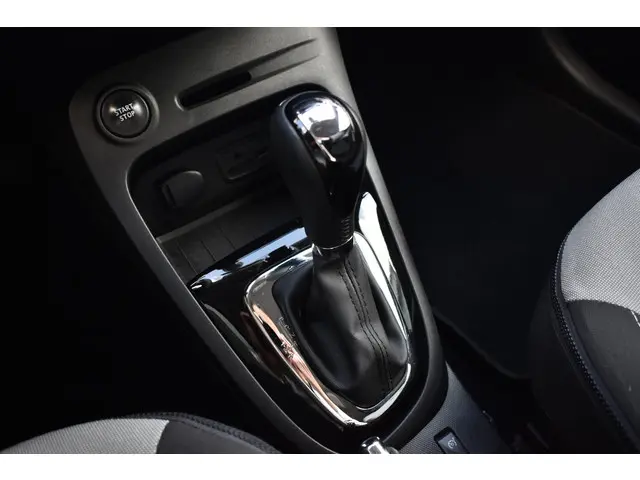 Renault Captur TCe 120 EDC Dynamique 2014 Benzine 19