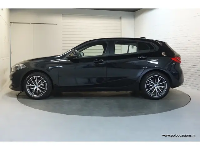 BMW 1 Serie 118i 2020 Benzine 3