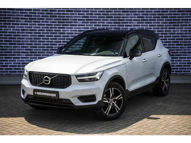 Volvo XC40 T4 190pk Geartronic R-Design 2019 Benzine 15