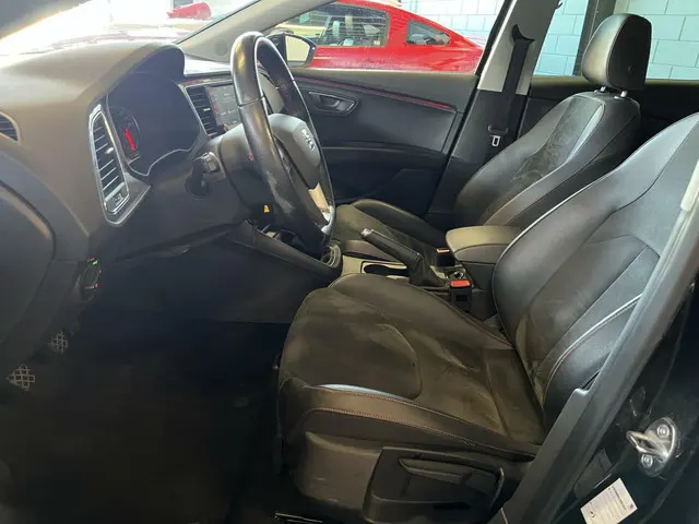 SEAT Leon 1.4 EcoTSI FR Apple CarPlay PANO 2016 Benzine 11