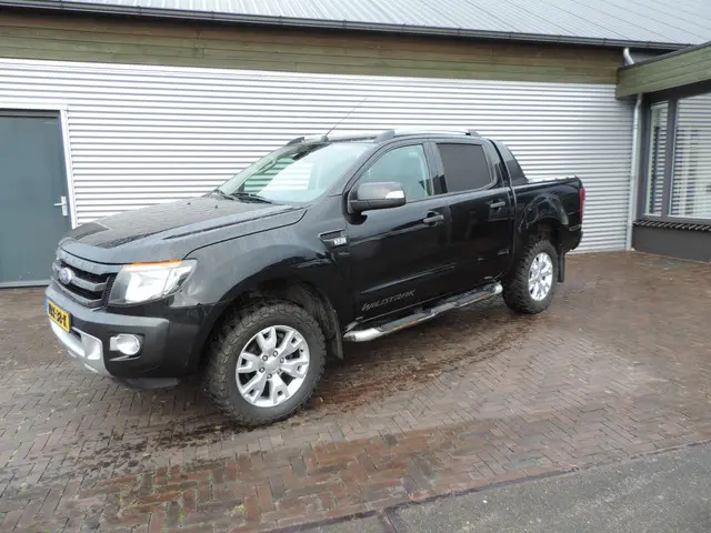 Ford Ranger 3.2 TDCi Wildtrak Super Cab 2015 Diesel 2