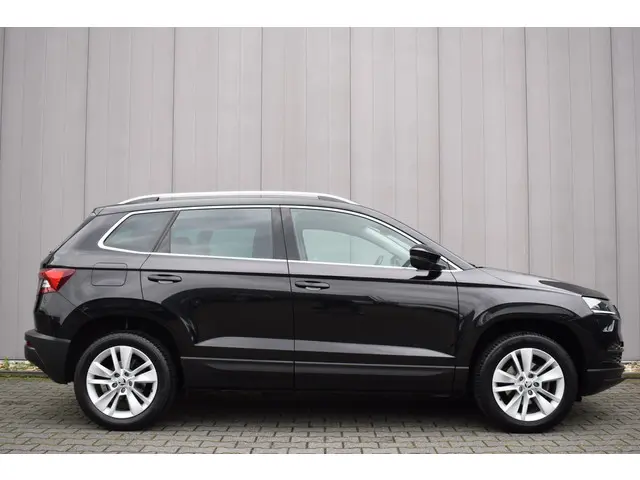 Škoda Karoq 1.5 TSi Business Edition 2020 Benzine 4