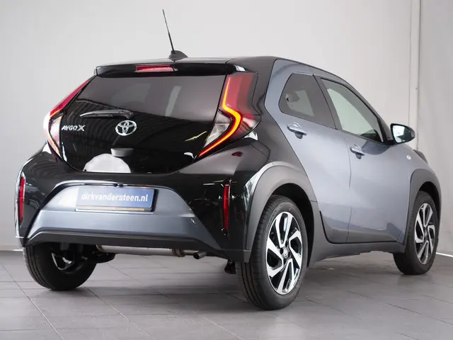 Toyota Aygo X 1.0 VVT-i S-CVT Pulse 2024 Benzine 2