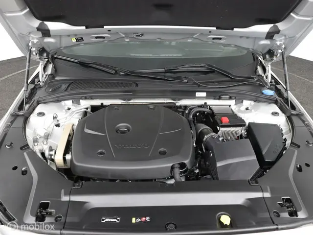 Volvo V90 2.0 T4 R-Design | ACC | PILOT | LEER | 2019 Benzine 59
