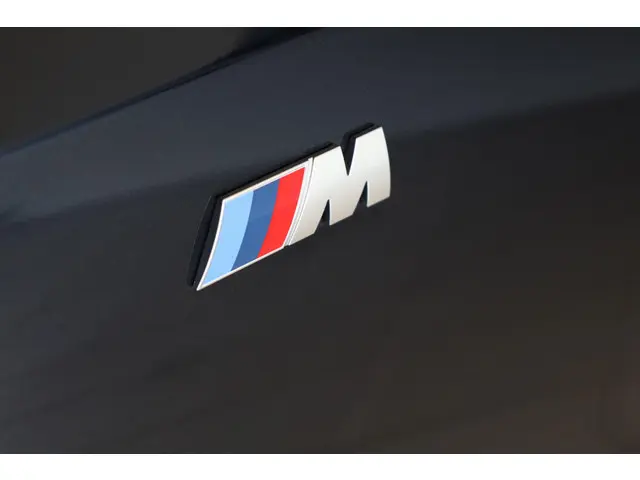 BMW 5 Serie Touring 530e 2024 Hybride Benzine 27
