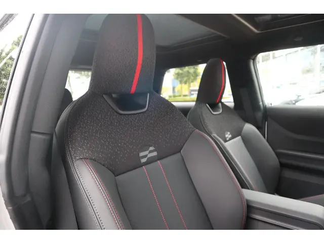 MINI 3-Deurs Cooper S 2024 Benzine 28