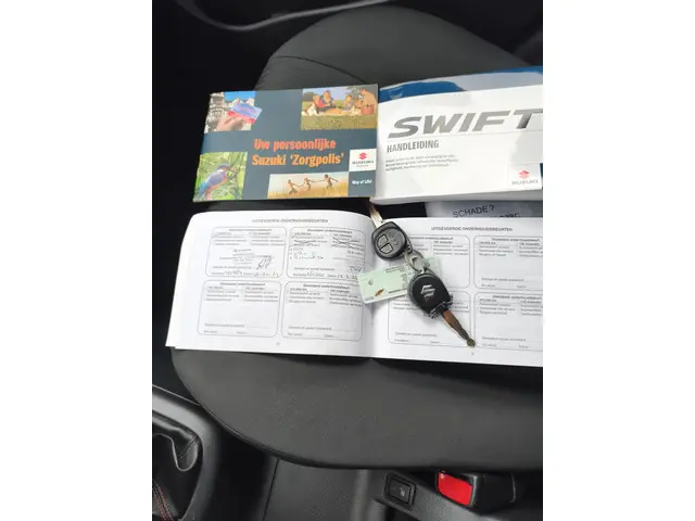 Suzuki Swift 1.2 Bandit 2013 Benzine 19