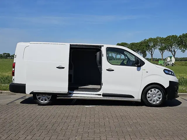 Opel Vivaro 1.5 2022 Diesel 14