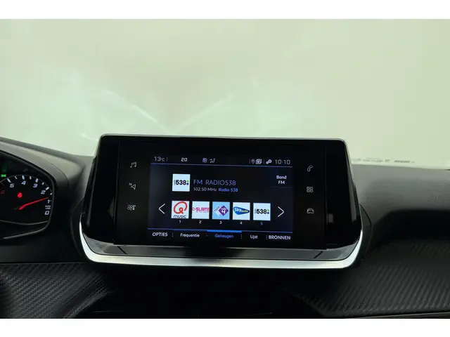 Peugeot 2008 1.2 PureTech Active Pack 2021 Benzine 22