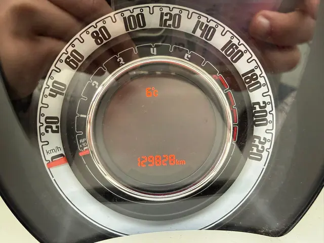 Fiat 500 1.2 Lounge 2016 Benzine 12