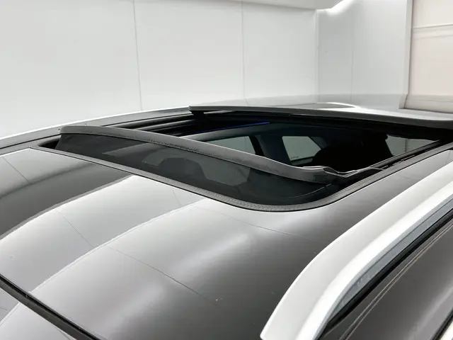 Peugeot 3008 1.6 e-THP Blue Lease Premium 2018 Benzine 29