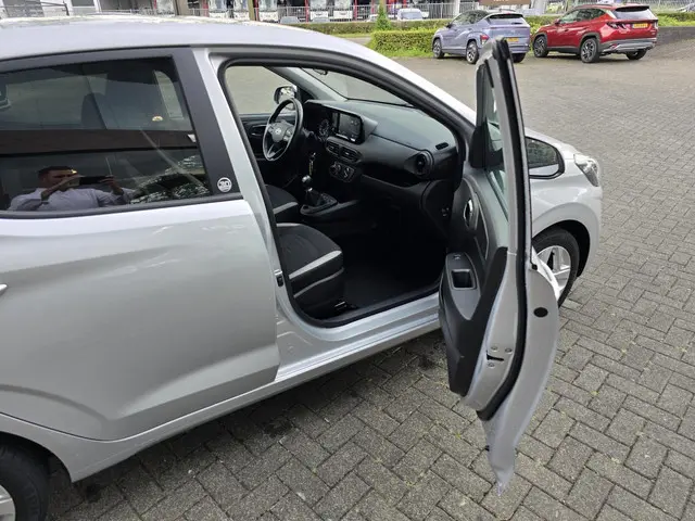 Hyundai i10 1.0 Comfort 2021 Benzine 8