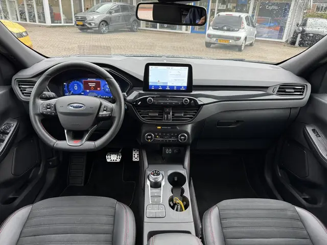 Ford Kuga 2.5 PHEV ST-Line X 2021 Hybride Benzine 8