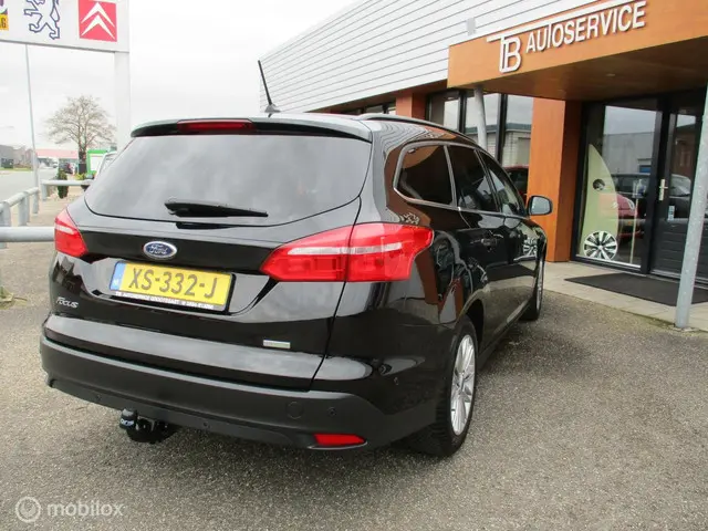 Ford Focus Wagon 1.0 Trend Automaat 2018 Benzine 14
