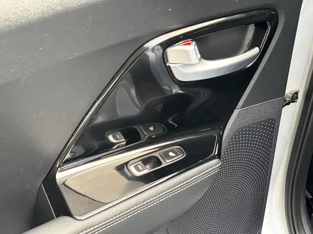 Kia Niro 1.6 GDi PHEV DynamicLine 2018 Hybride Benzine 17