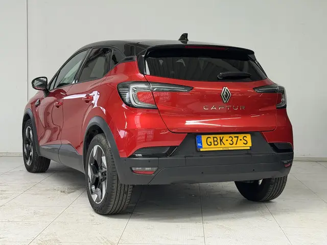 Renault Captur 1.0 TCe 90 techno 2024 Benzine 6