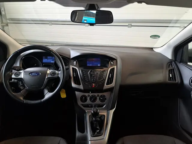 Ford Focus 1.0 EcoBoost Edition 2014 Benzine 13