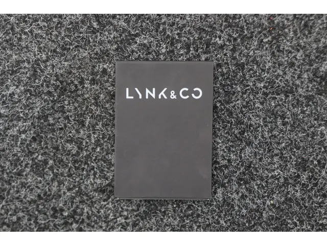 Lynk & Co 01 1.5 2022 Hybride Benzine 55