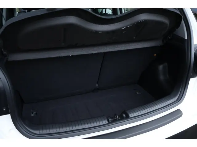 Hyundai i10 1.0i Comfort 2018 Benzine 37