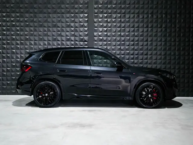 BMW X1 sDrive18i 2024 Benzine 3