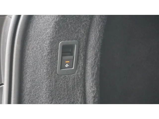 Audi A4 Avant 35 TFSI 150pk 2x S-Line 2022 Benzine 15