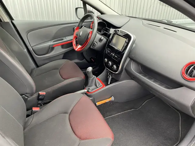 Renault Clio 0.9 TCe Expression 2015 Benzine 16