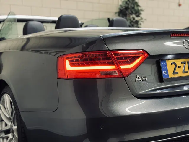 Audi A5 Cabriolet 1.8 TFSI S-Line 2x 2015 Benzine 38