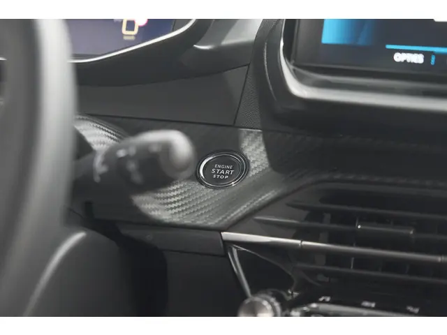 Peugeot 208 PureTech 100 EAT8 Allure Pack 2022 Benzine 37