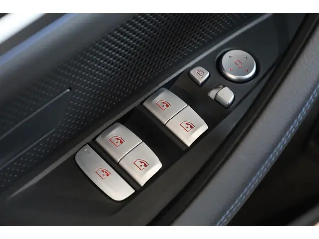 BMW i4 eDrive40 2025 Elektrisch 22