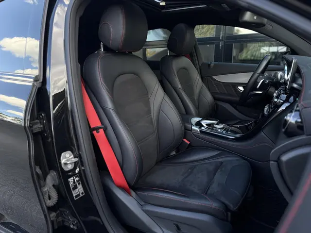 Mercedes-Benz GLC AMG 43 4MATIC 2017 Benzine 13