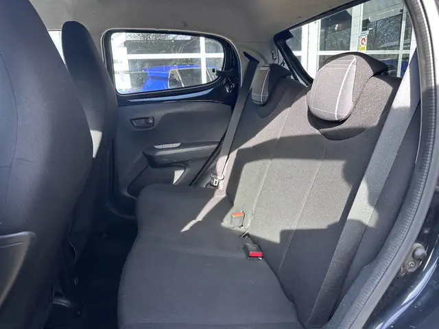 Peugeot 108 1.0 e-VTi Active 2016 Benzine 12