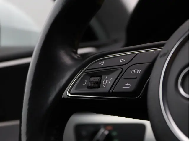 Audi A4 Avant 2.0 TFSI 2016 Benzine 33