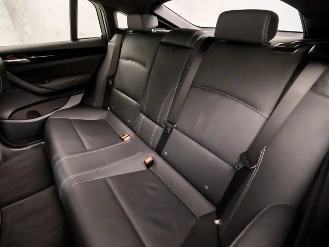 BMW X4 xDrive20i M Sport High Executive 2015 Benzine 15