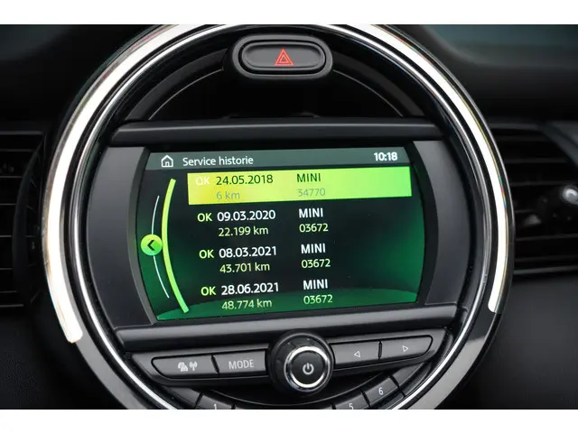 MINI Cooper Cabrio Mini 1.5 Chili 2018 Benzine 44