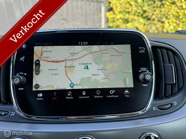 Fiat 500 1.2 Sport NAVIGATIE , CLIMA , WIT 2017 Benzine 10