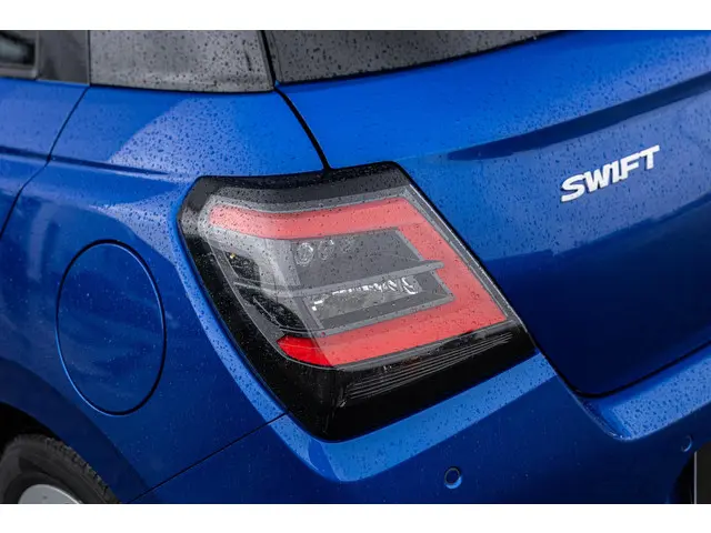 Suzuki Swift Smart Hybrid 1.2 Select 2025 Benzine 22