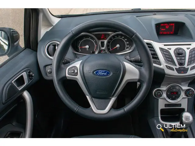Ford Fiesta 1.25 Titanium 2012 Benzine 14