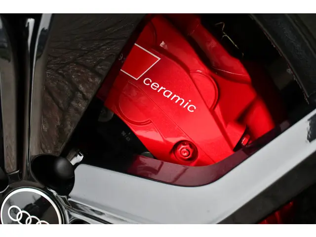 Audi RSQ8 4.0 TFSI 810pk quattro 2022 Benzine 15