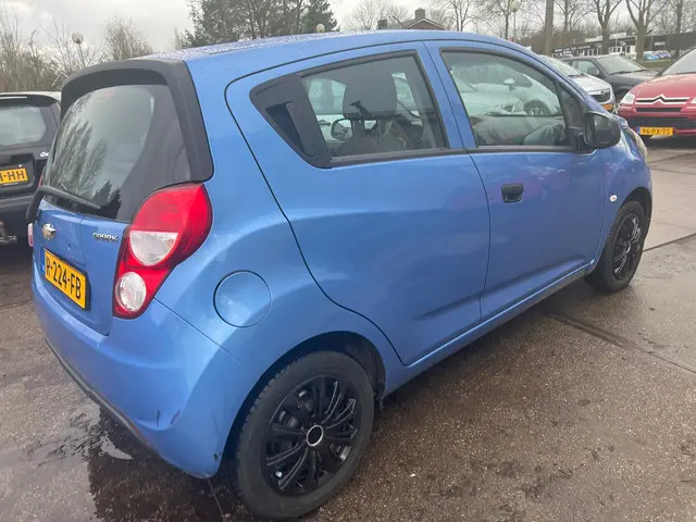 Chevrolet Spark 1.0 16V LE Inruil Mogelijk 2013 Benzine 4