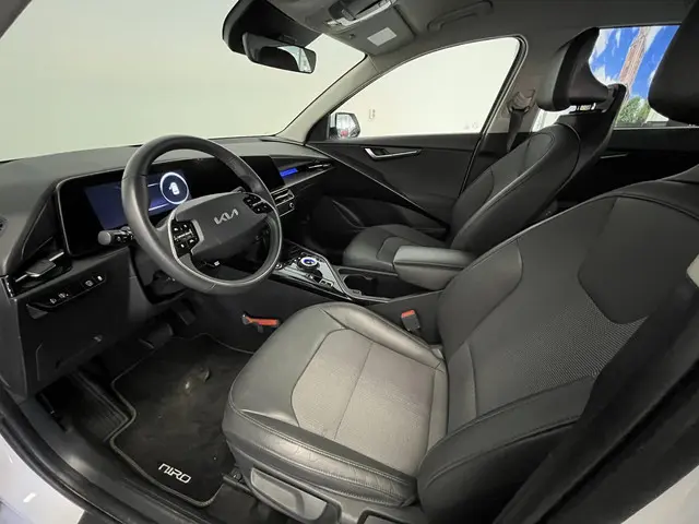 Kia Niro 1.6 GDi Hybrid DynamicLine 2022 Hybride Benzine 31