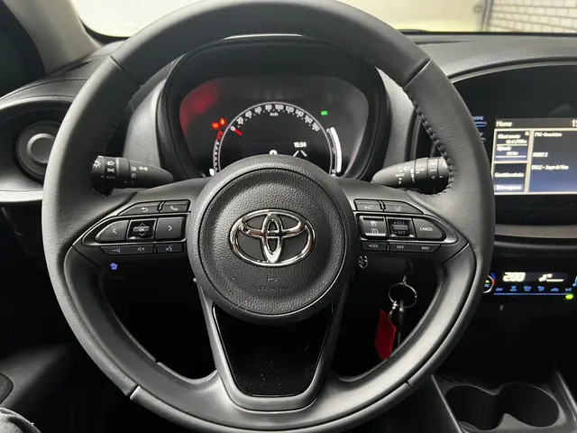 Toyota Aygo X 1.0 VVT-i MT first 2023 Benzine 17