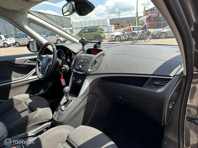 Opel Zafira Tourer 1.4 Cosmo 7p. AUTOMAAT 2012 Benzine 12