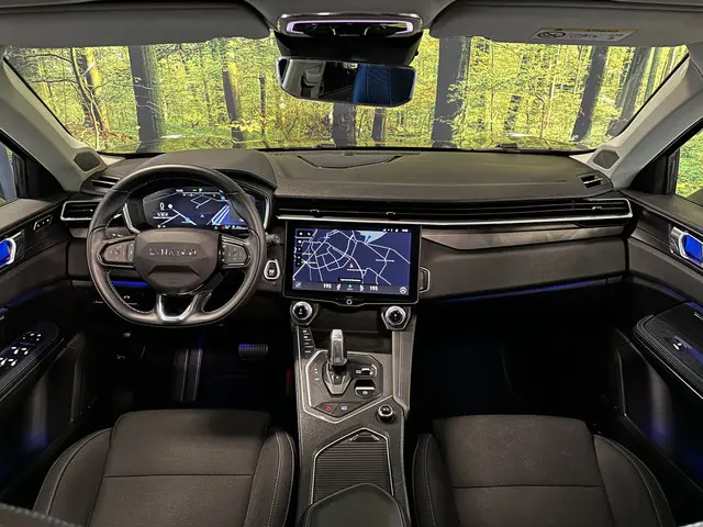 Lynk & Co 01 1.5 2024 Hybride Benzine 12