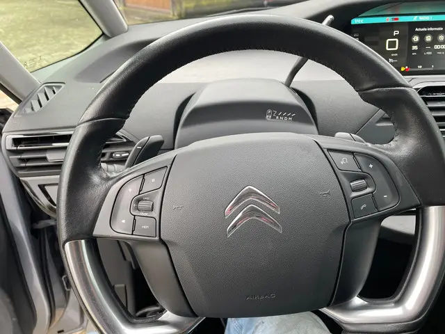 Citroën Grand C4 Picasso 1.2 PureTech Live 2018 Benzine 7