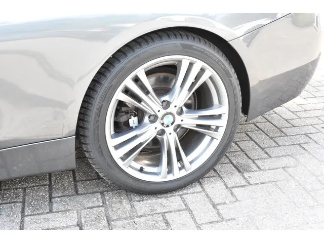 BMW 4 Serie Coupé 435i High Executive 2014 Benzine 10