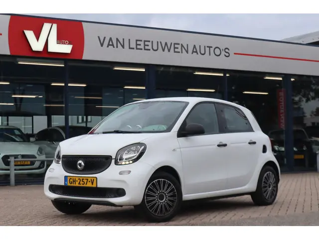 Smart Forfour 1.0 Essential Edition 2015 Benzine