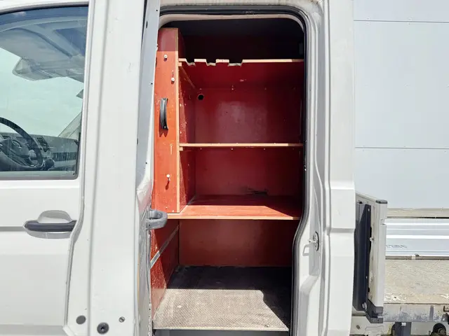Volkswagen Crafter 2.0 TDI 102PK 2019 Diesel 12