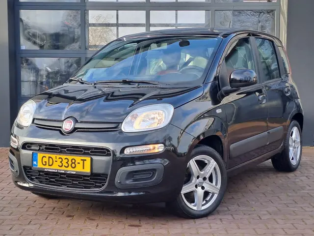 Fiat Panda 1.2 Edizione Cool 2015 Benzine